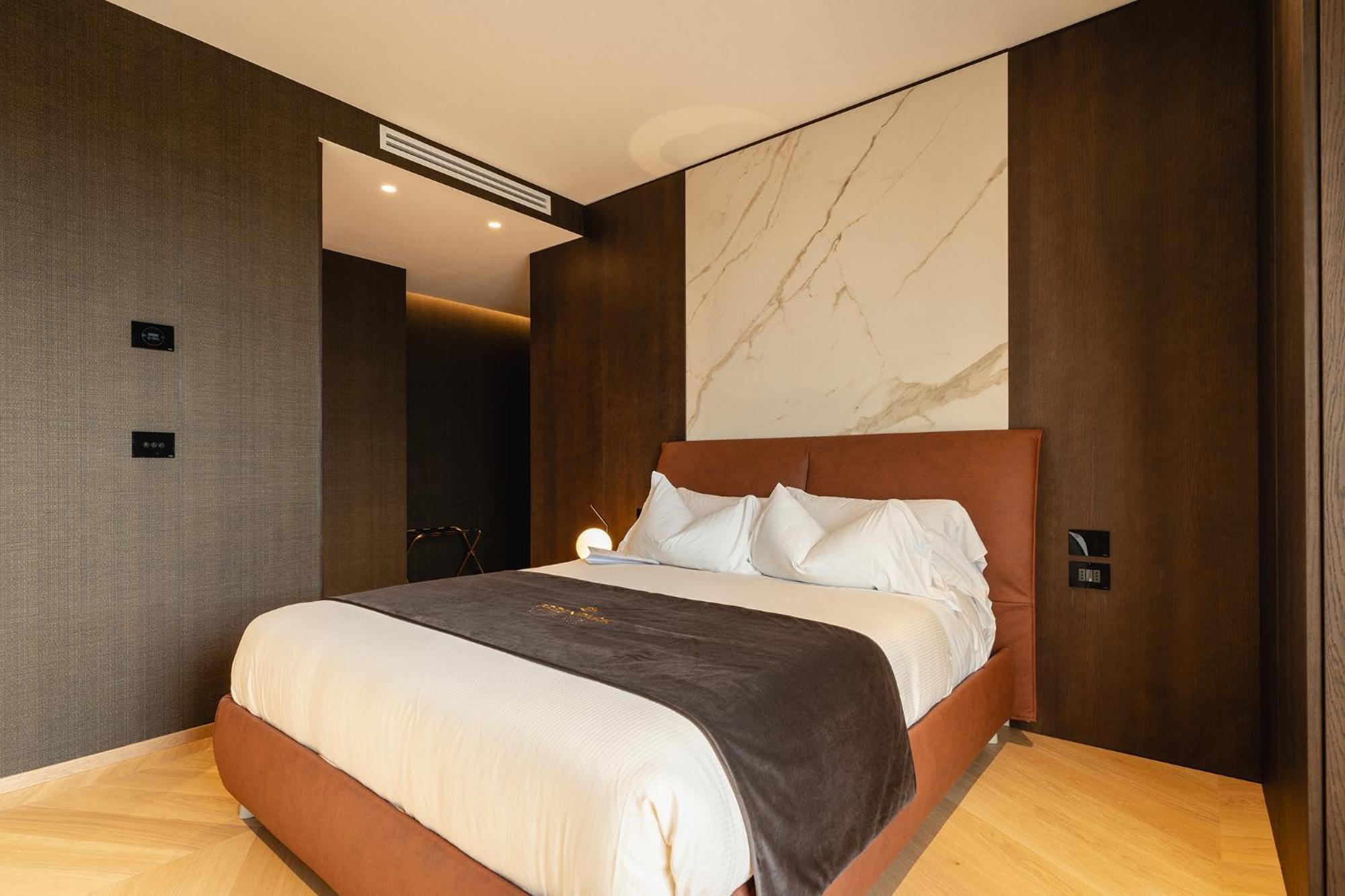 Green Park Penthouse Suite & Pool - Heated Pool - Bari Exterior photo